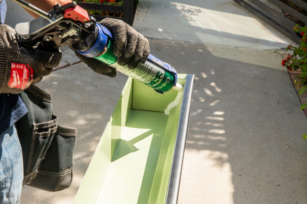 Brothers Gutters Solutionist at work in Los Angeles