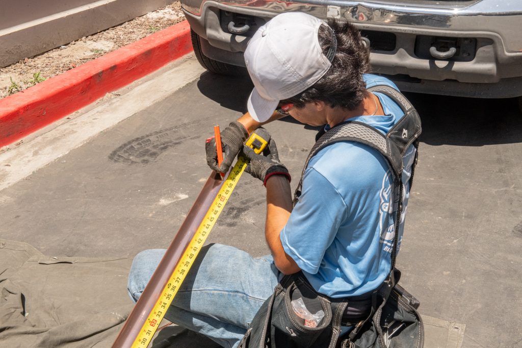 Gutter services in Bel Air, CA